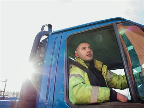 Get a tradesperson visitor parking permit in Sydney .